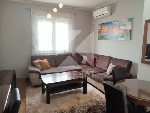 Rent, one bedroom apartment, 42m², City Kvart, Podgorica - image 1