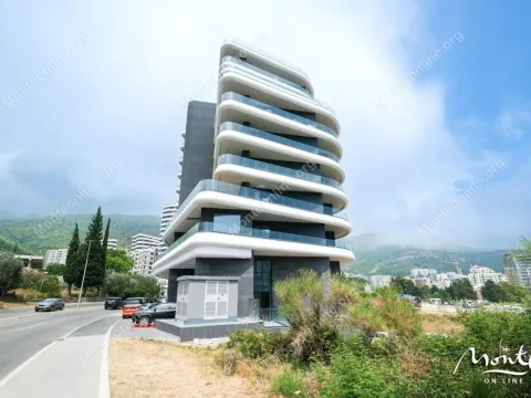 Sale, one bedroom apartment, 52m², Bečići, Budva - image 19