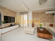 Sale, three bedroom apartment, 180m², City Kvart, Podgorica - image 7