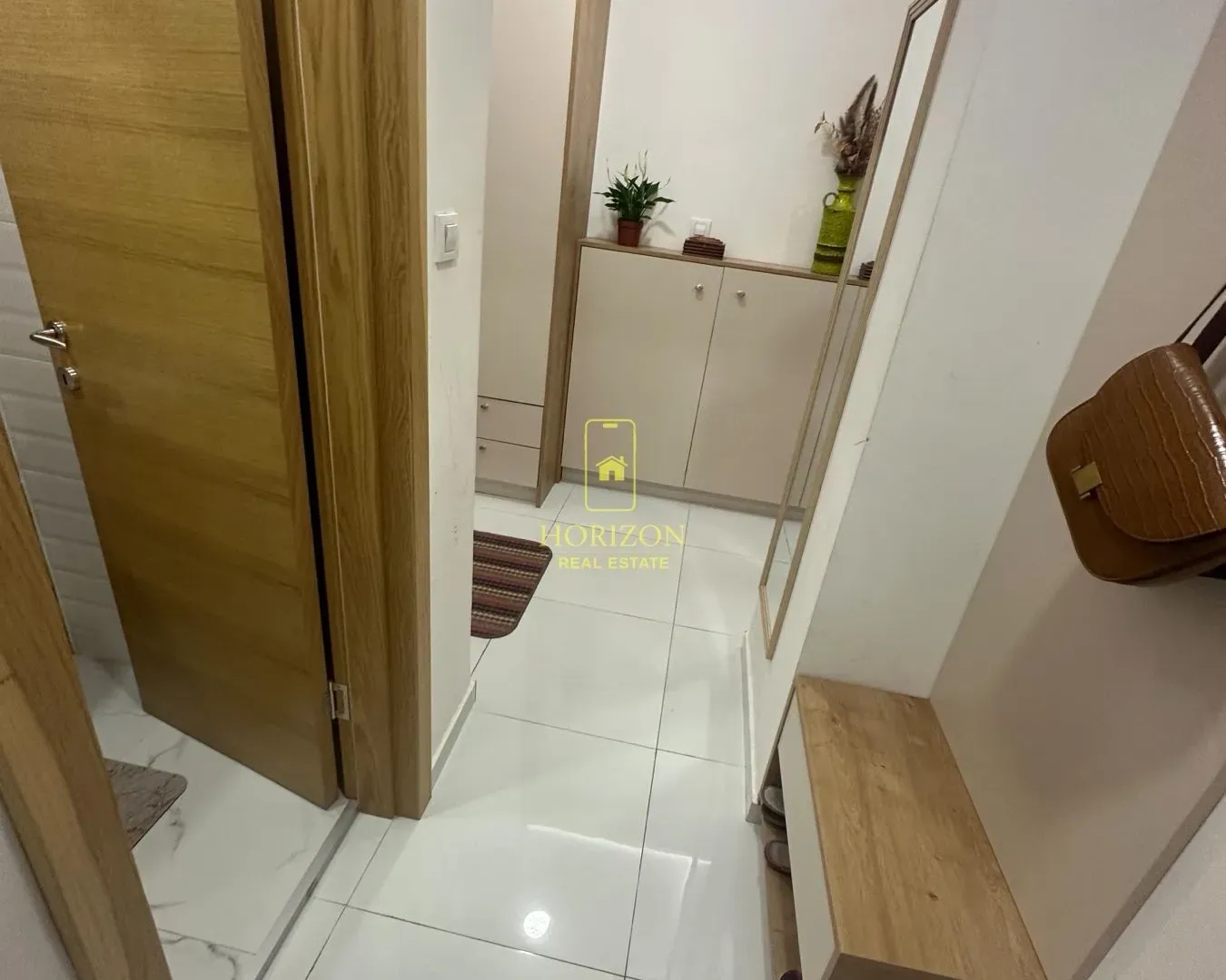 Sale, three bedroom apartment, 89m², Autobuska stanica, Podgorica