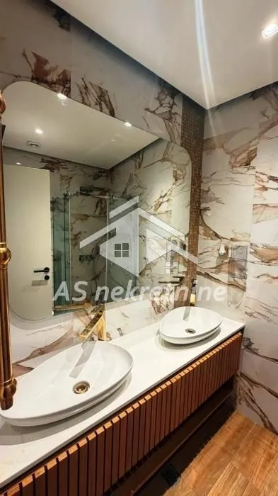 Rent, four bedroom apartment, 275m², Vračar Hram, Vračar Sve Podlokacije