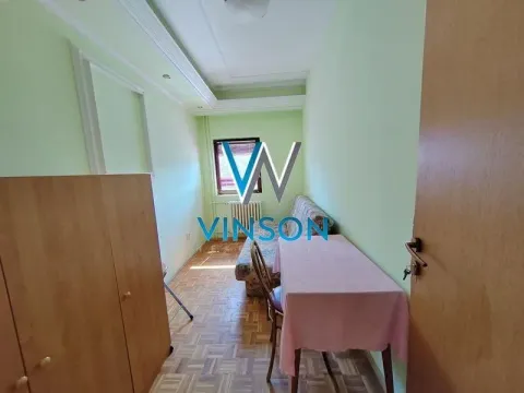 Izdavanje, četvorosoban stan, 57m², Centar, Novi Sad - image 7