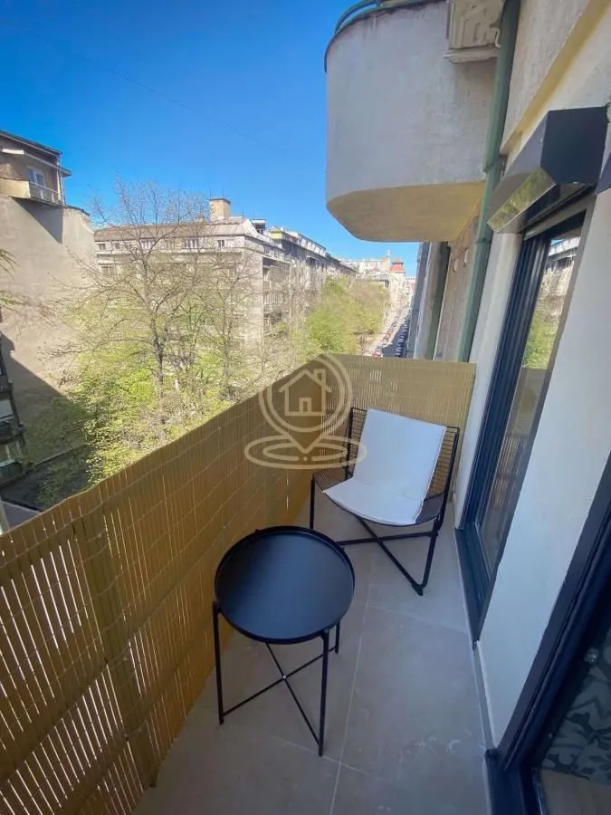 Rent, two bedroom apartment, 41m², Slavija, Vračar Sve Podlokacije