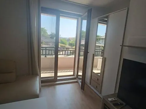 Rent, one bedroom apartment, 50m², Mažina, Tivat - image 6