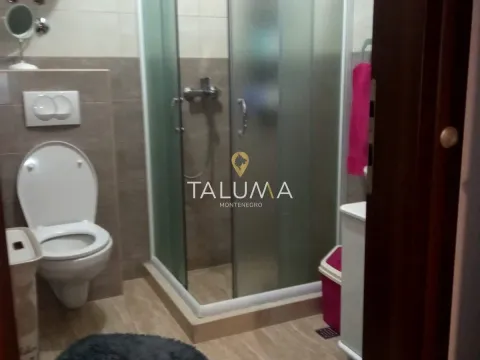 Prodaja, trosoban stan, 101m², Dub, Kotor - image 4