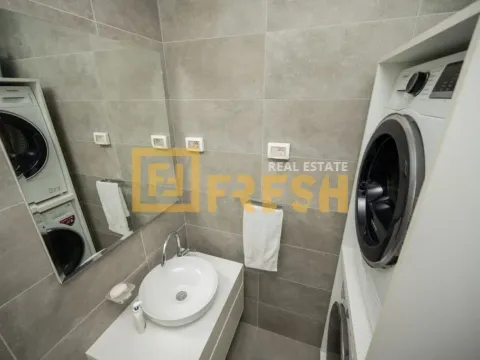 Izdavanje, trosoban stan, 102m², Centar, Podgorica - image 27
