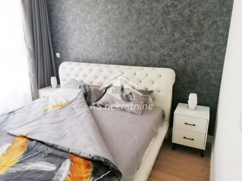 Rent, three bedroom apartment, 69m², Savski Venac, Beograd - image 7