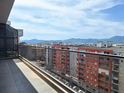 Rent, four bedroom apartment, 136m², Master Kvart, Podgorica - image 11