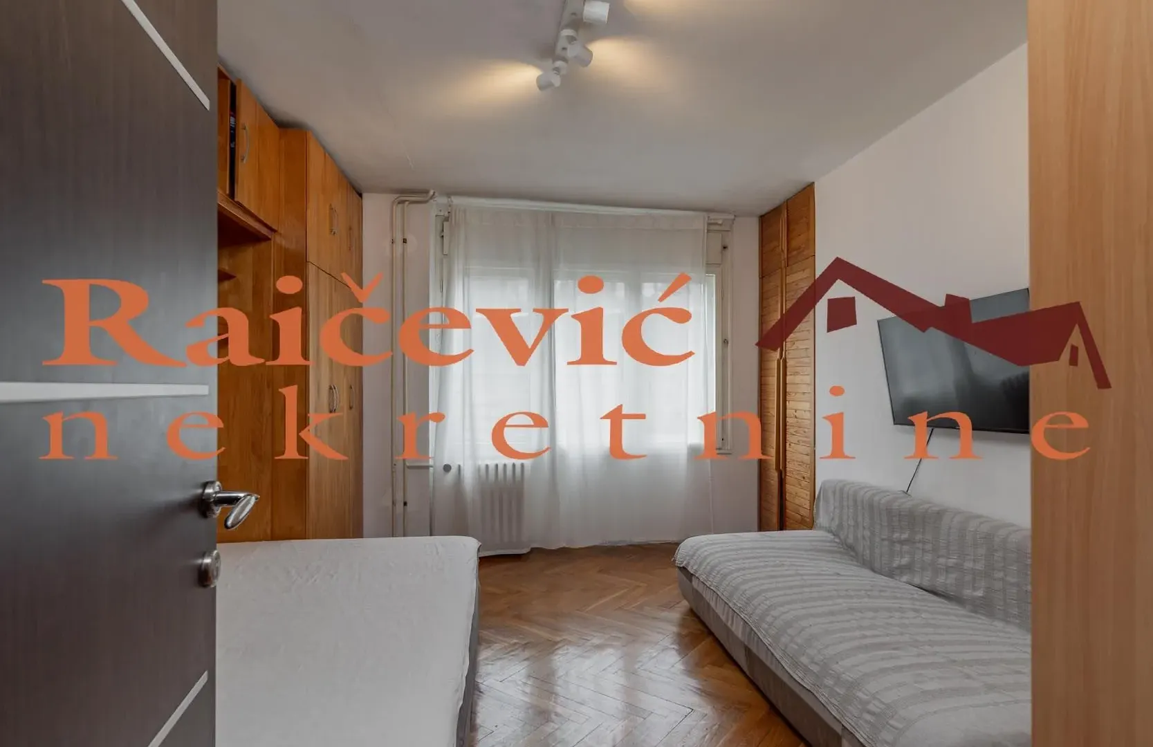 Sale, three bedroom apartment, 68m², Stari Grad, Beograd
