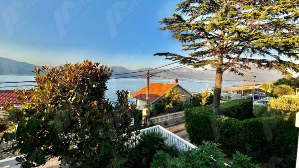 Sale, house, 120m², Krašići, Tivat