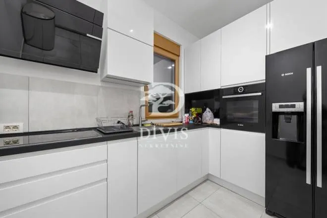 Sale, four bedroom apartment, 118m², Crveni Krst, Beograd