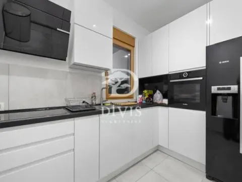 Prodaja, četvorosoban stan, 118m², Crveni Krst, Beograd - image 5