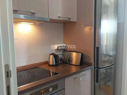 Rent, two bedroom apartment, 65m², Belvil, Beograd - image 8