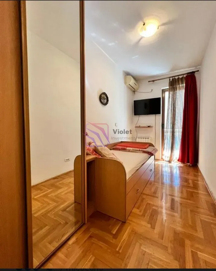Izdavanje, dvosoban stan, 74m², Preko Morače, Podgorica
