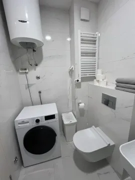 Izdavanje, jednosoban stan, 43m², Central Point, Podgorica - image 6