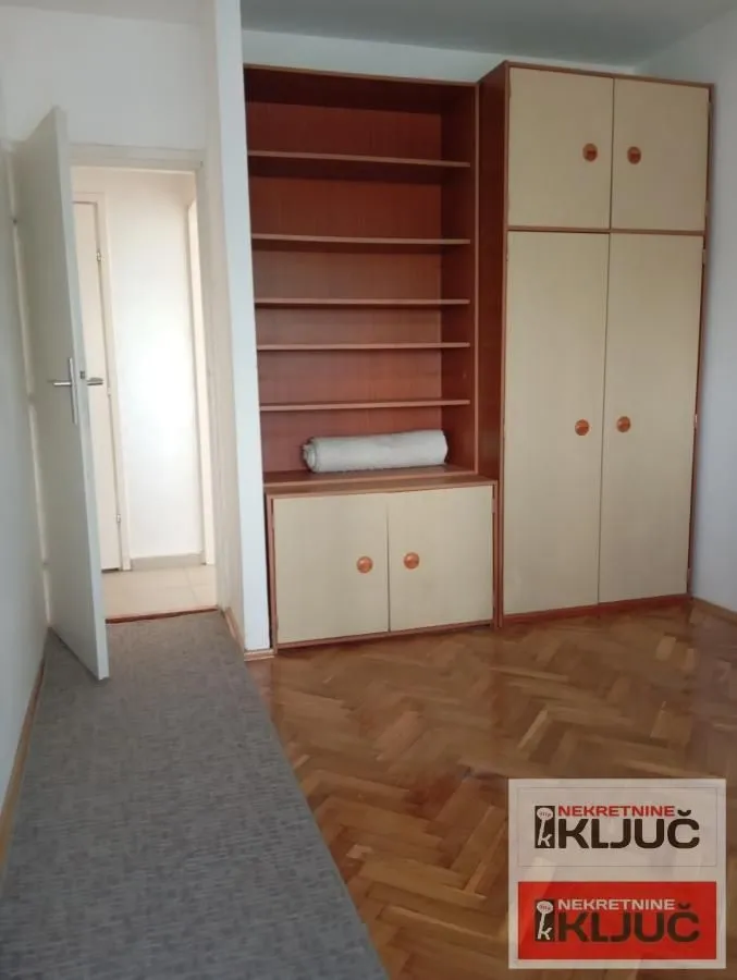 Prodaja, dvosoban stan, 70m², Bulevar Oslobodjenja, Novi Sad Sve Podlokacije