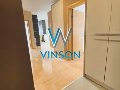 Izdavanje, trosoban stan, 98m², Centar, Novi Sad - image 14