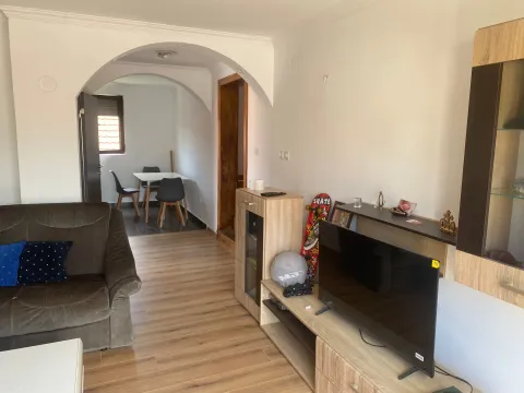 Rent, house, 85m², Zagorič, Podgorica - image 10
