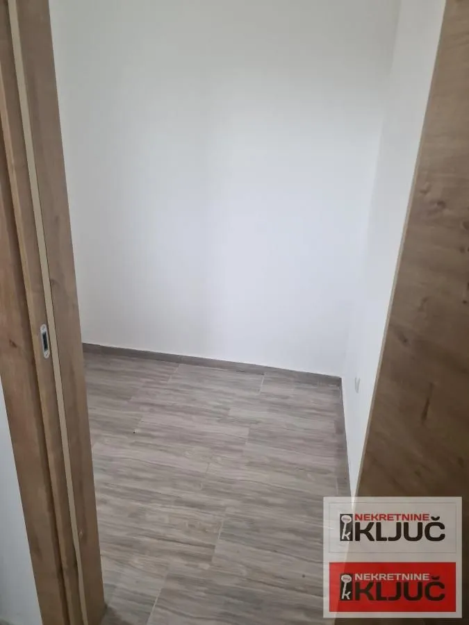 Rent, office space, 300m², Veternik, Novi Sad Sve Podlokacije