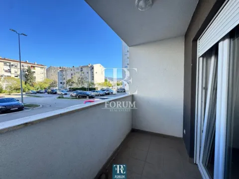 Sale, one bedroom apartment, 45m², Stari Aerodrom, Podgorica - image 11