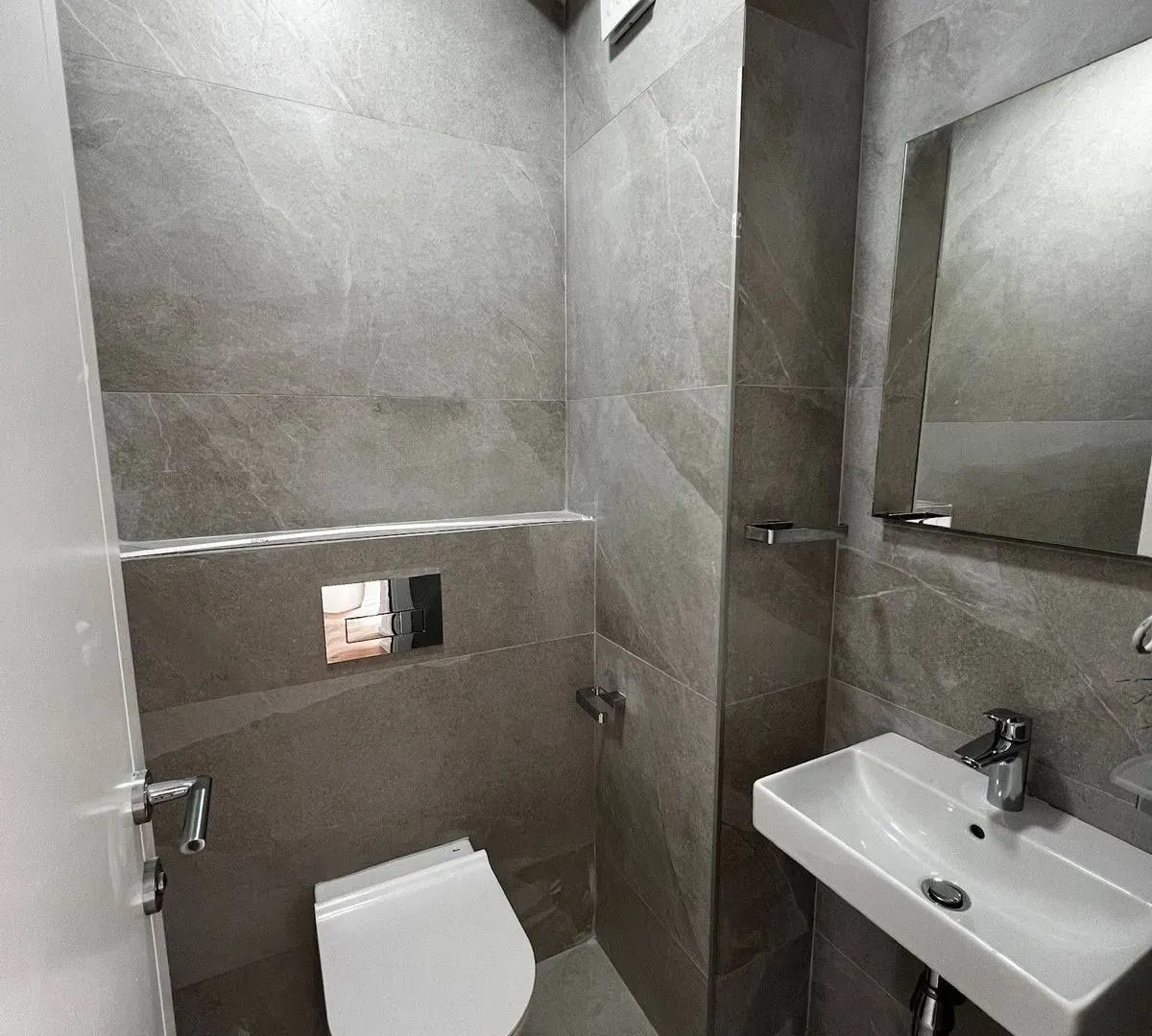 Prodaja, dvosoban stan, 71m², Central Point, Podgorica
