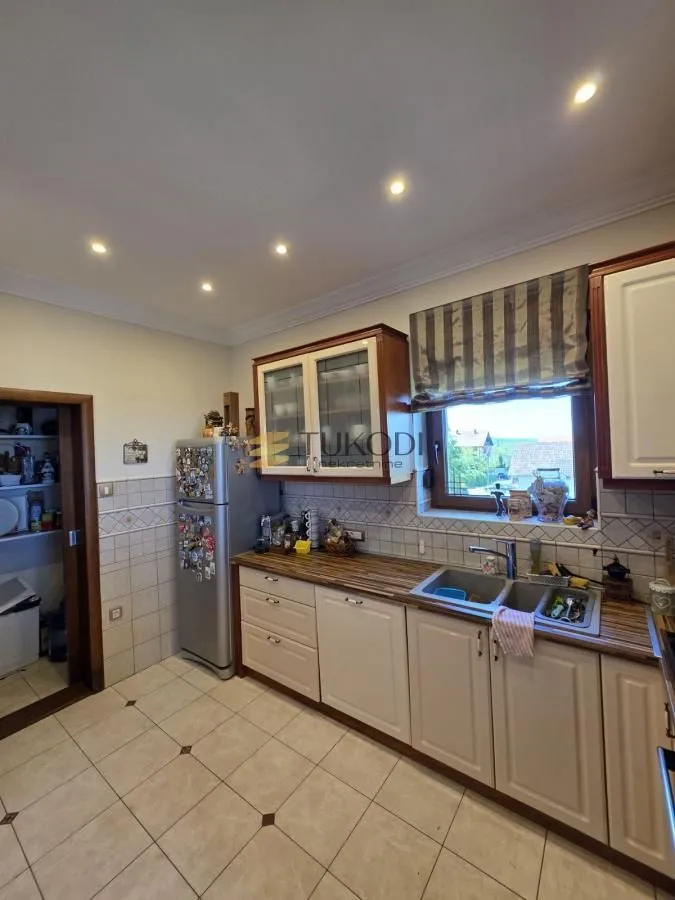 Prodaja, kuća, 400m², Sremska Kamenica, Petrovaradin