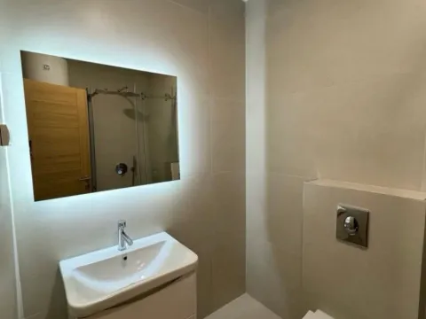 Izdavanje, dvosoban stan, 69m², City Kvart, Podgorica - image 10