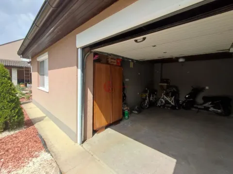 Prodaja, kuća, 313m², Peščara, Subotica - image 35