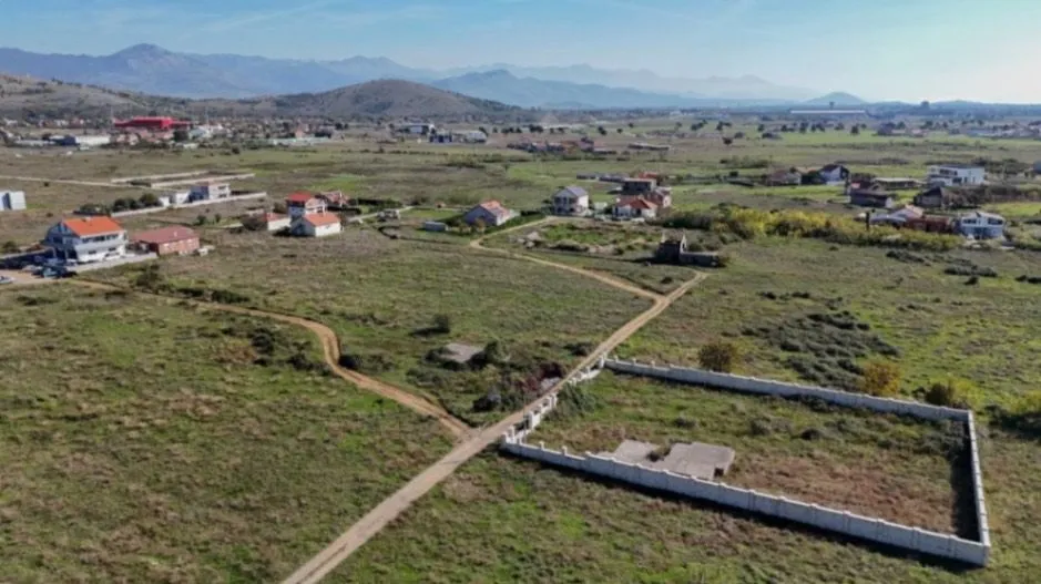 Prodaja, plac, 1201m², Donja Gorica, Podgorica