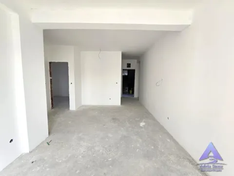 Prodaja, jednosoban stan, 46m², Petrovac, Budva - image 9