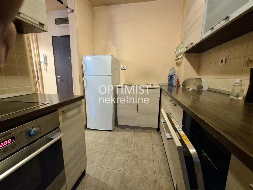 Izdavanje, trosoban stan, 51m², Čukarica, Beograd