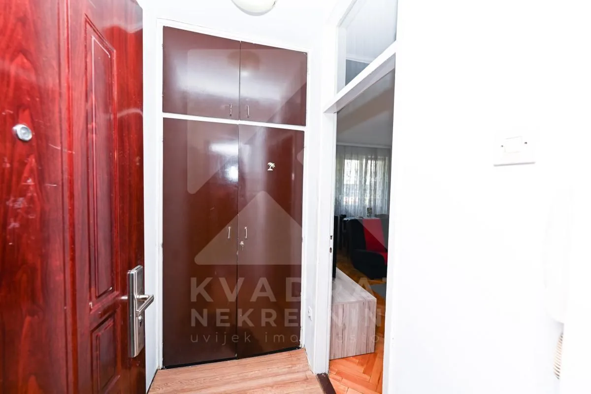Rent, studio apartment, 29m², Preko Morače, Podgorica