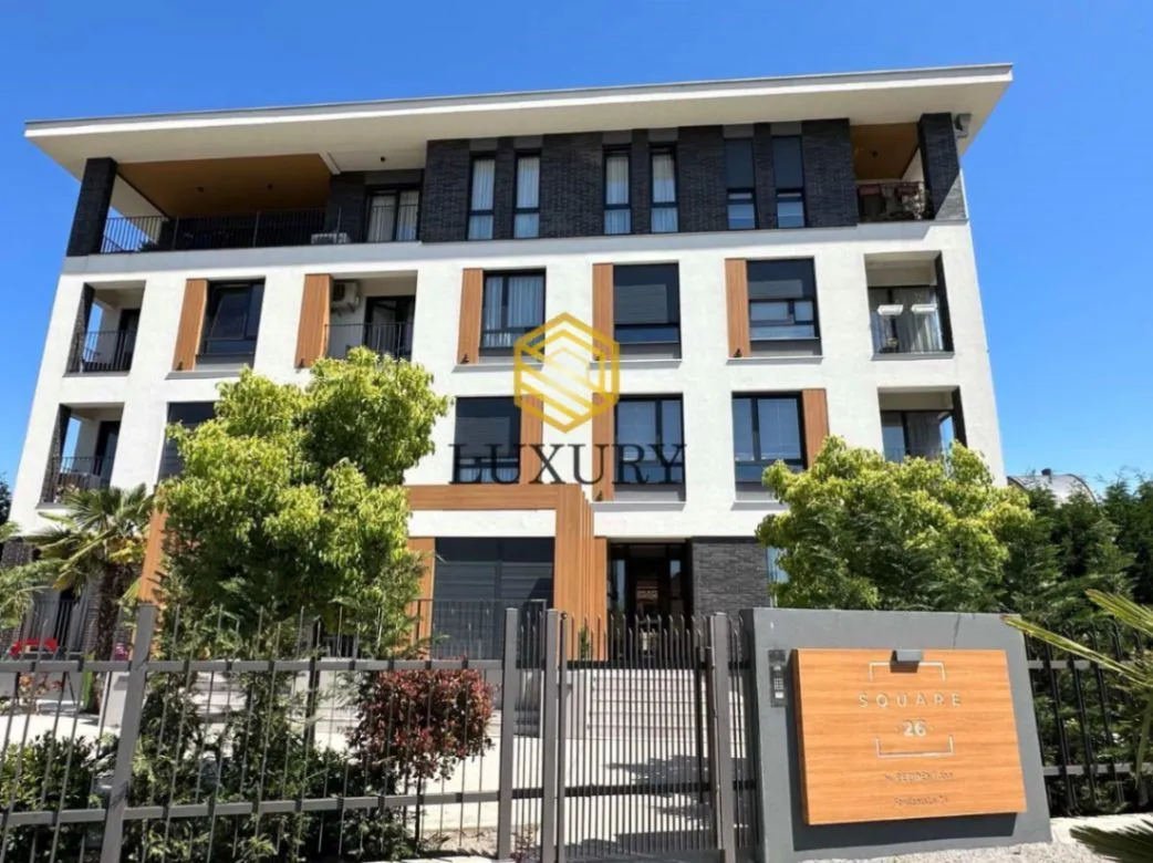 Izdavanje, dvosoban stan, 72m², City Kvart, Podgorica