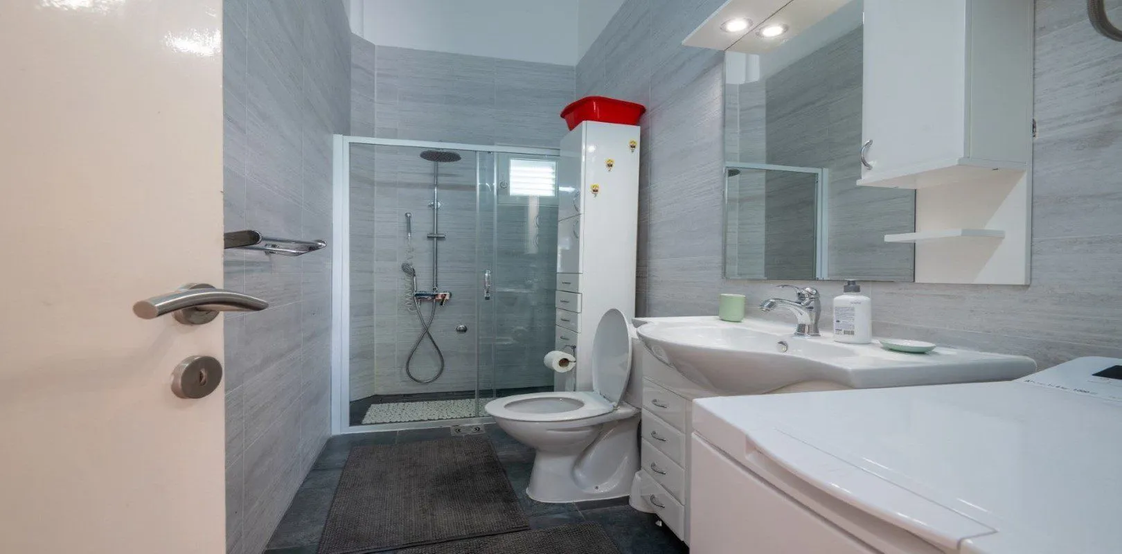 Sale, house, 90m², Rijeka Reževići, Budva