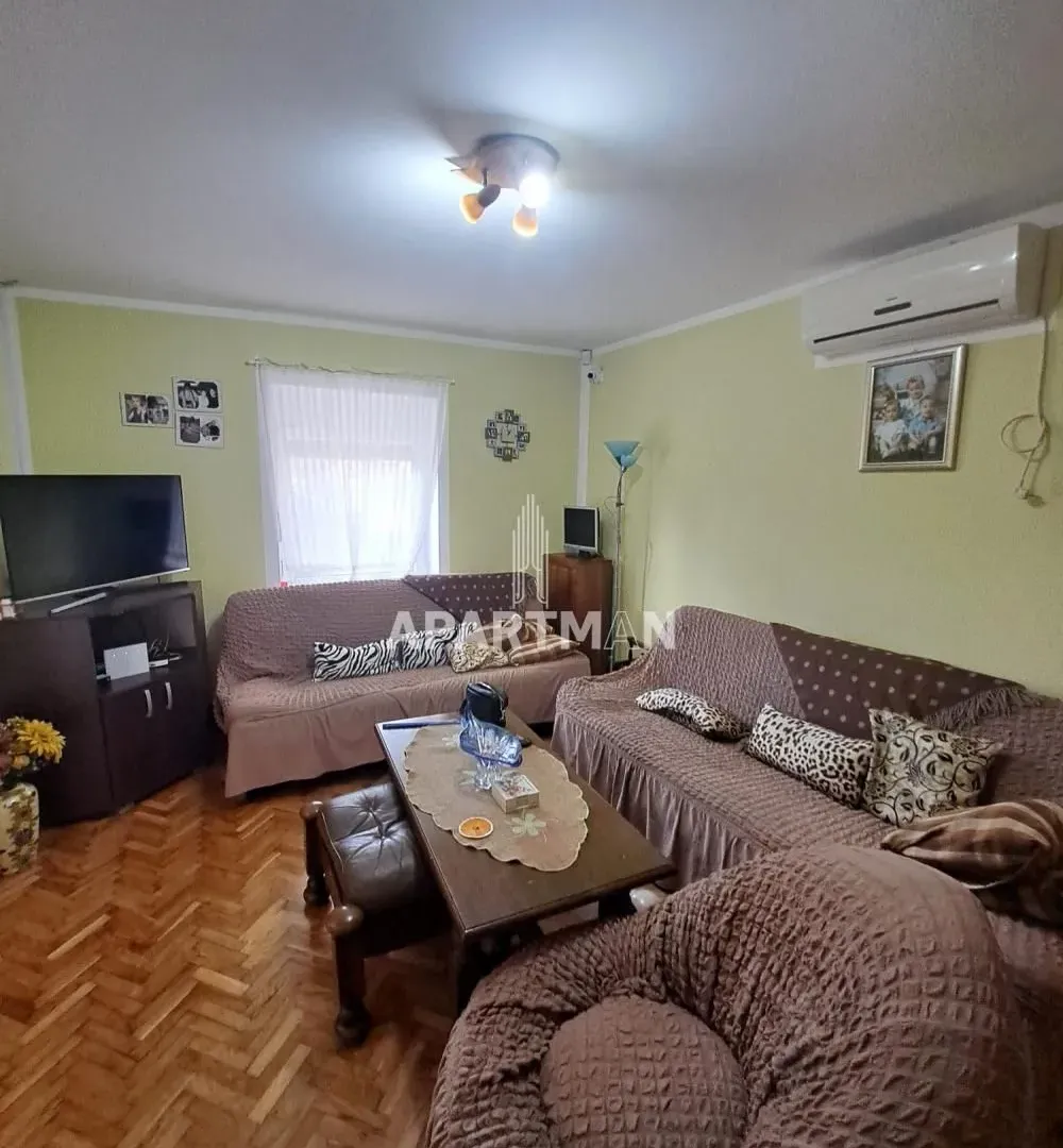 Prodaja, kuća, 130m², Irig, Srbija
