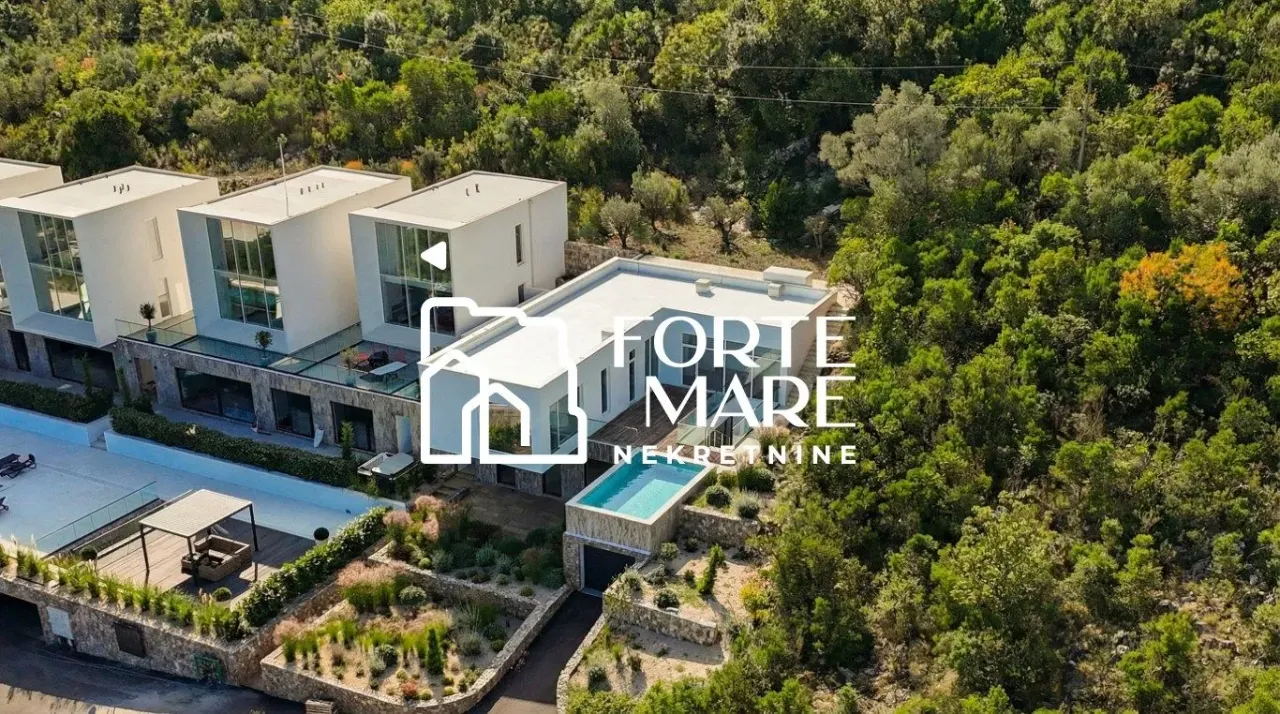 Sale, house, 350m², Krašići, Tivat