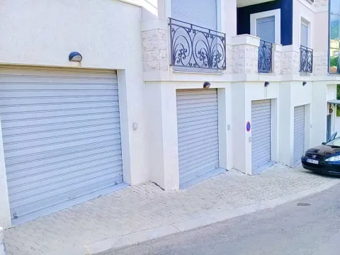 Prodaja, stan, 44m², Bečići, Budva - image 13
