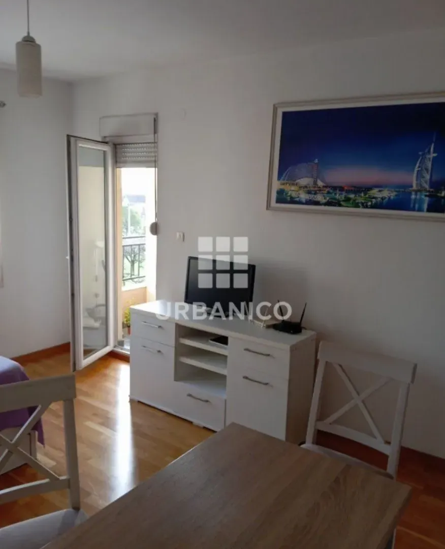 Prodaja, garsonjera, 30m², Kod Big Fashion-a, Podgorica