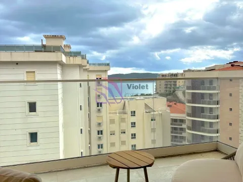 Sale, two bedroom apartment, 74m², Bečići, Budva - image 1