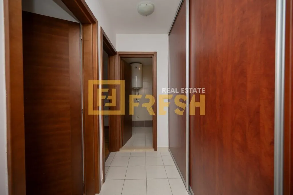 Izdavanje, dvosoban stan, 85m², Tološi, Podgorica