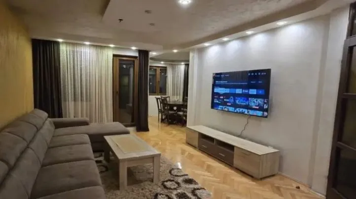 Izdavanje, trosoban stan, 115m², Zabjelo, Podgorica