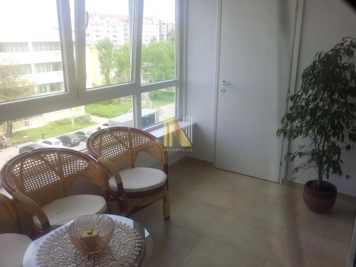 Izdavanje, dvosoban stan, 56m², Liman 4, Novi Sad Sve Podlokacije