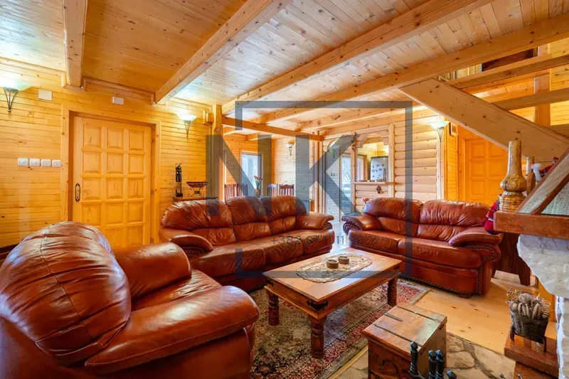 Sale, house, 180m², Centar, Kolašin