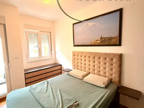 Rent, one bedroom apartment, 44m², City Kej, Podgorica - image 5