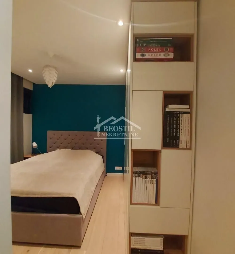 Sale, three bedroom apartment, 60m², Stari Grad, Beograd