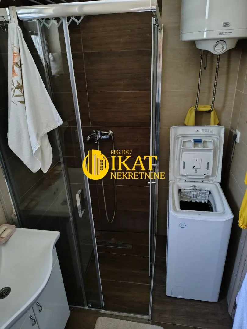 Prodaja, trosoban stan, 53m², Zvezdara Sve Podlokacije, Beograd