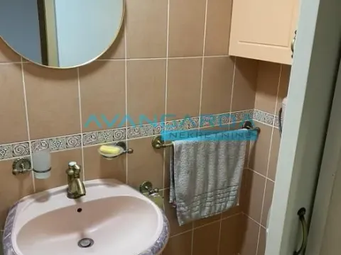 Izdavanje, stan, 105m², Filmski Grad, Beograd - image 12