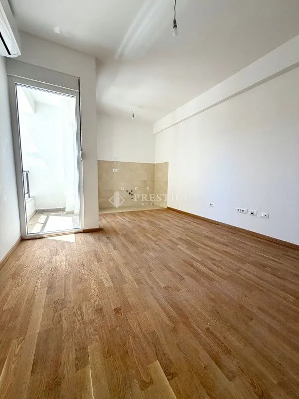 Izdavanje, garsonjera, 30m², Zabjelo, Podgorica
