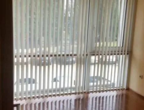 Izdavanje, poslovni prostor, 42m², Centar, Podgorica - image 1