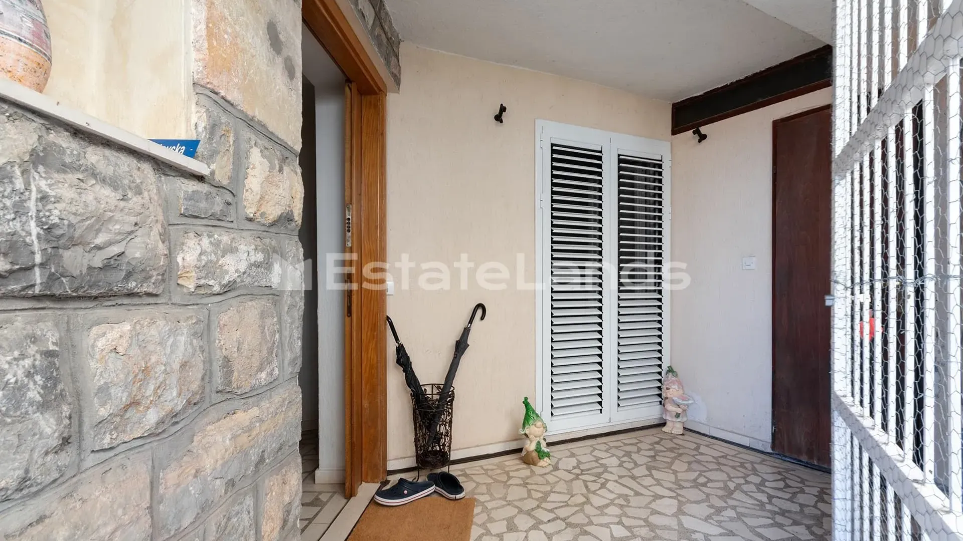 Prodaja, jednosoban stan, 52m², Donja Lastva, Tivat
